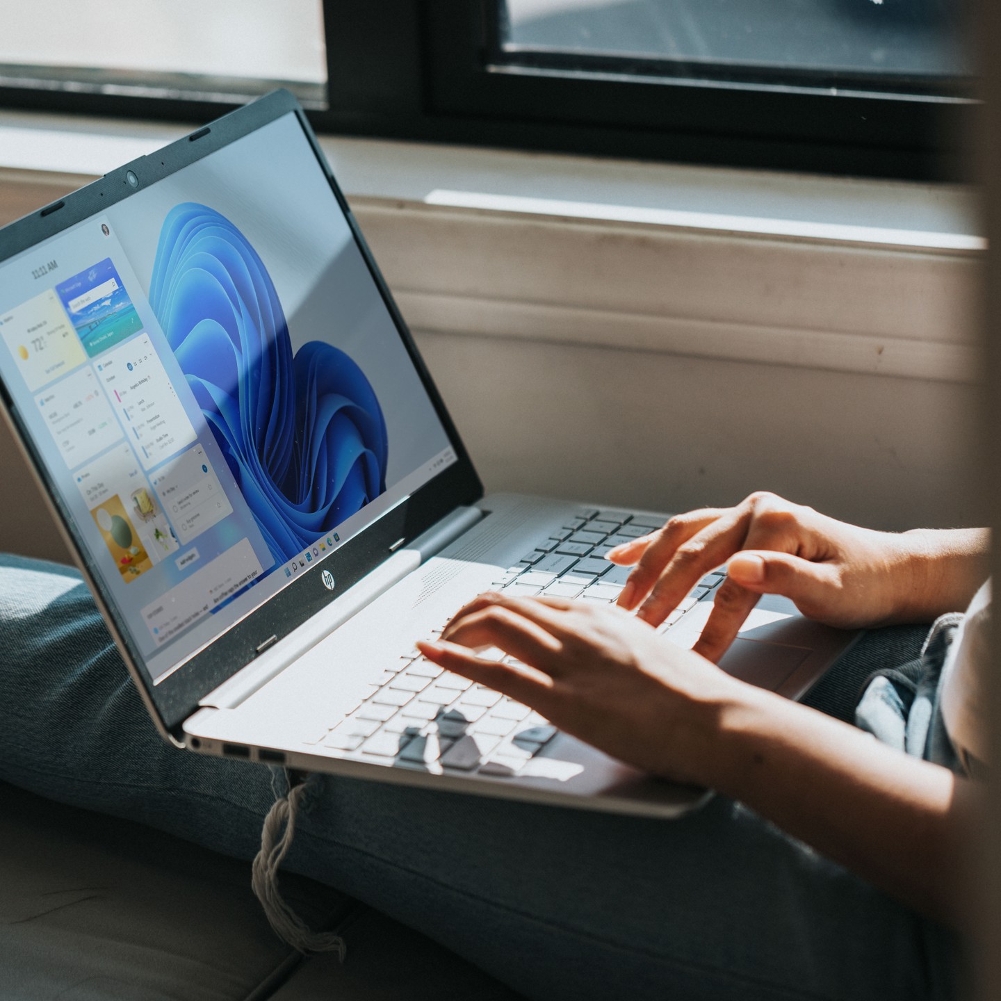 Windows Aigswjmvoeo Unsplash